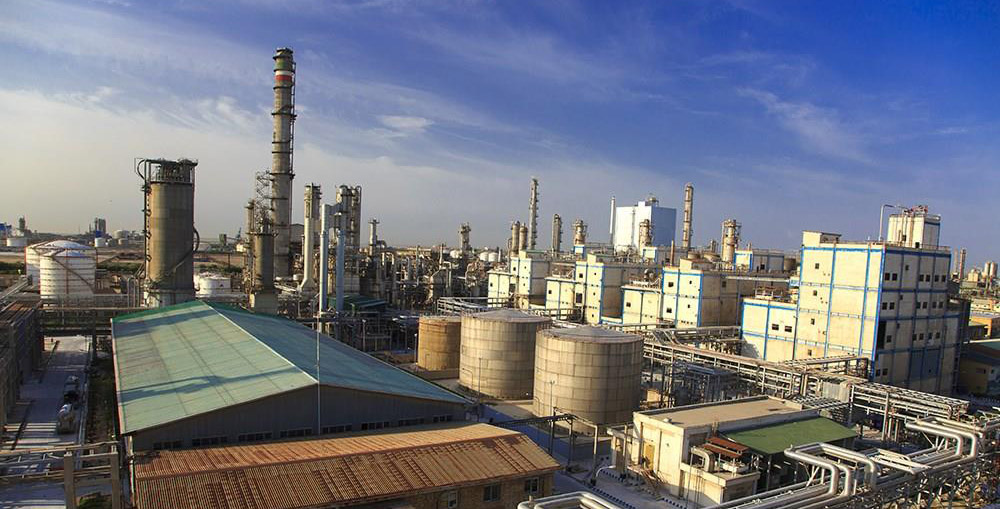 تولید مواد اولیه چادر مشکی در یکی از پتروشیمی‌های خوزستان